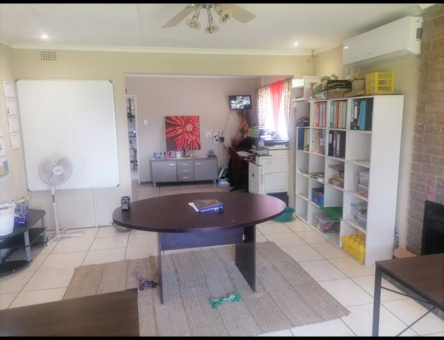 4 BEDROOM HOUSE FOR SALE IN ANNADALE
